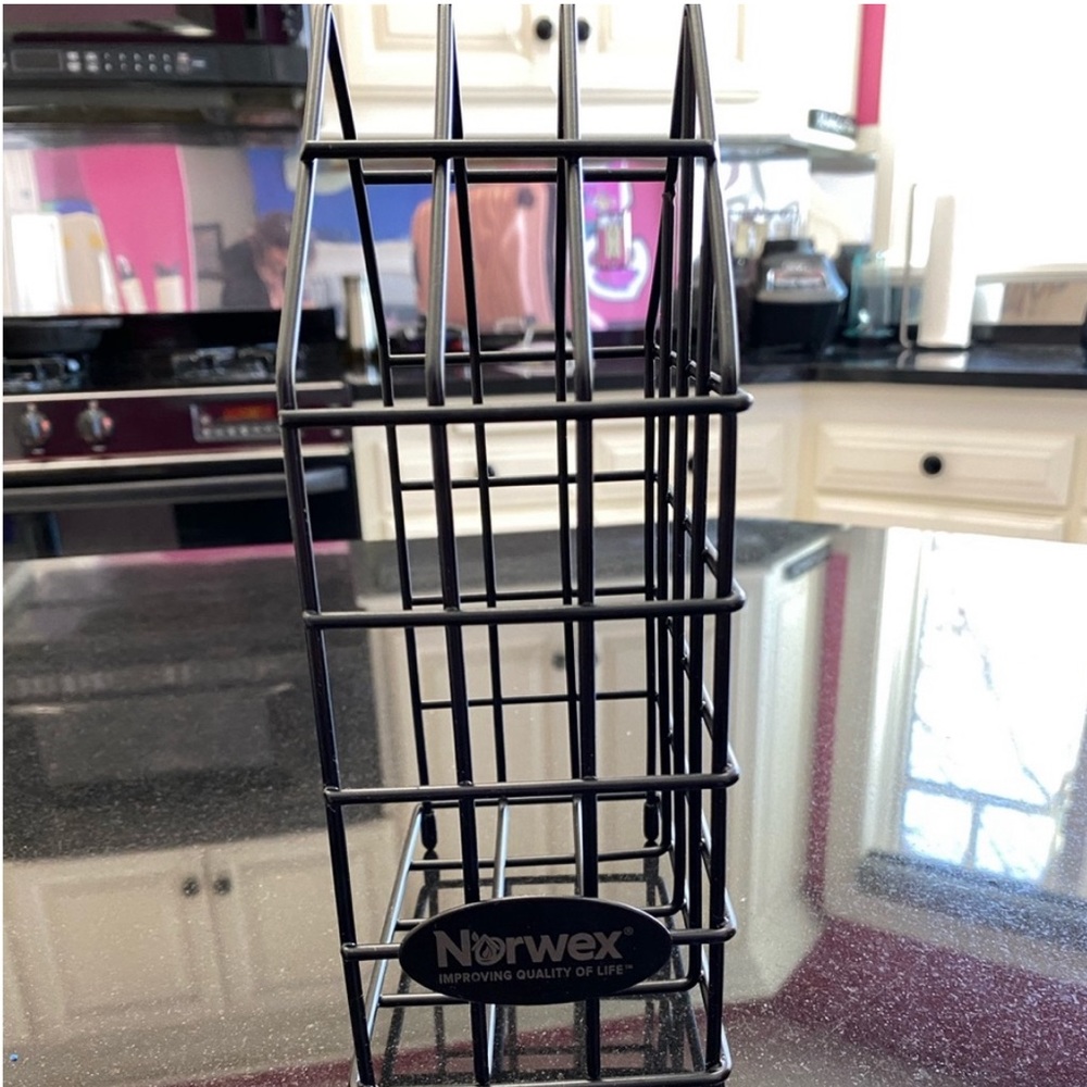 Norwex Kitchen Counter Cloth Holder - New in box